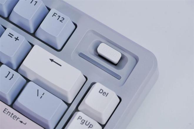 75评测：7层填充造就的无线客制化新标杆九游会三模客制化 雷柏V700DIY-(图4)