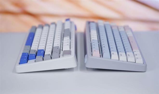 75评测：7层填充造就的无线客制化新标杆九游会三模客制化 雷柏V700DIY-(图16)